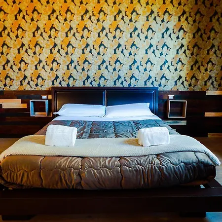 Camurria Sicilian 3*